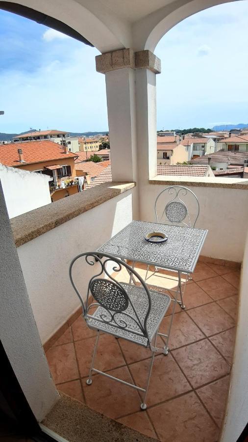 Apartamento Lo Sguardo Sulla Citta' ,Panoramic View Olbia Exterior foto